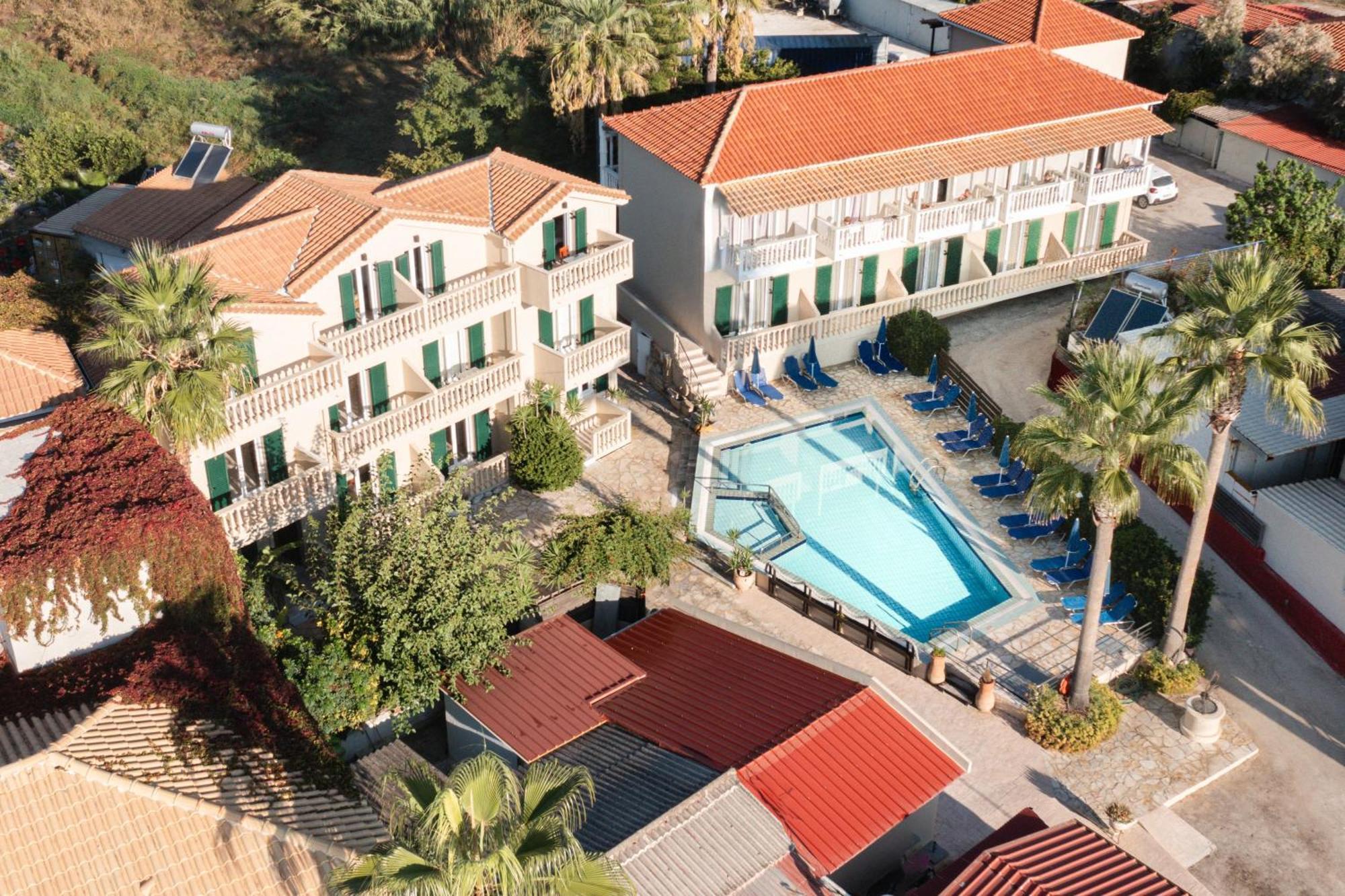 Manthos Beachfront Apartments Laganas Exterior photo