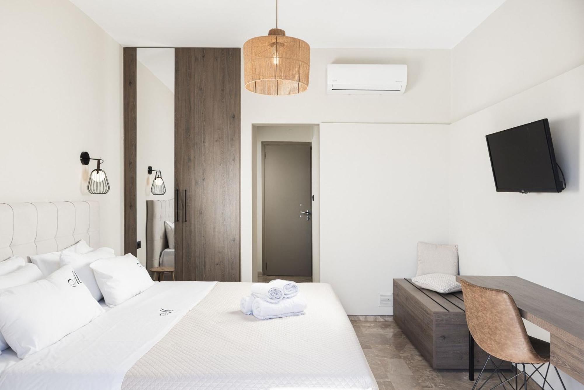 Manthos Beachfront Apartments Laganas Exterior photo